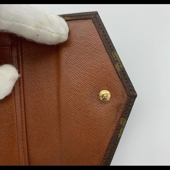 Louis Vuitton authentic Wallet - Picture 6 of 9